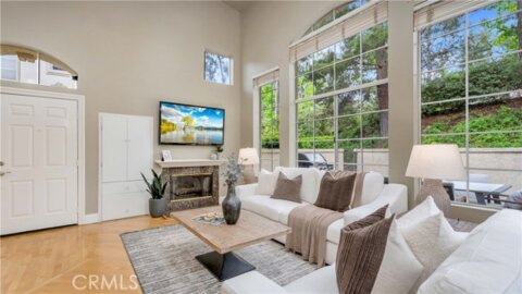 71 Tierra Plano Photo