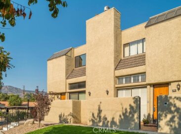 984 W Riverside Drive Photo