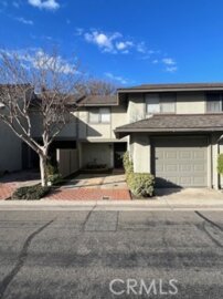 Marvelous Park Tustin Condominium Located at 17485 Via Calma #130 was Just Sold