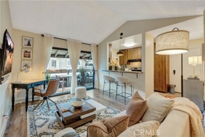 174 Streamwood Photo