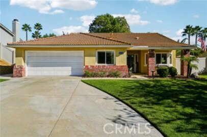 Outstanding Newly Listed Vintage Hills Single Family Residence Located at 42364 Corte Villosa