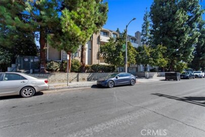 7230 Kelvin Avenue #6 Photo