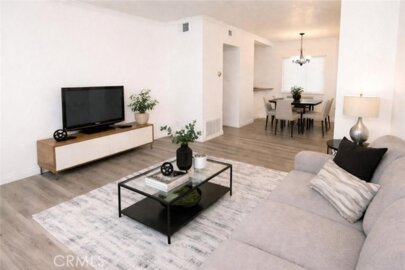 7632 Topanga Canyon #117 Photo