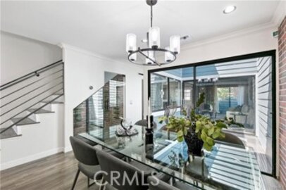 Magnificent Newly Listed Tarzana Atrium Condominium Located at 5821 Etiwanda Avenue