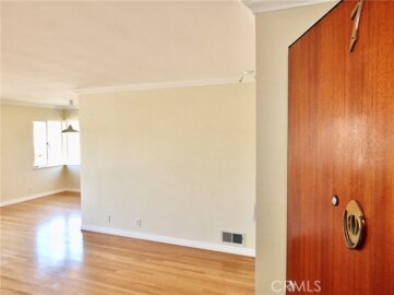 1250 E East 3rd Street #7 Photo