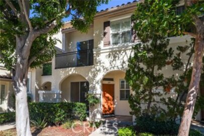 Phenomenal Newly Listed Oak Park Condominium Located at 309 Falcon Creek