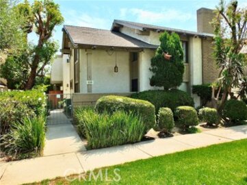 This Fabulous Bixby Knolls Condominium, Located at 4152 Elm Avenue #2, is Back on the Market