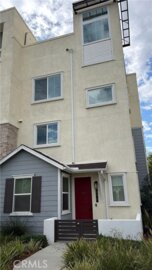 575 S Mosaic Photo