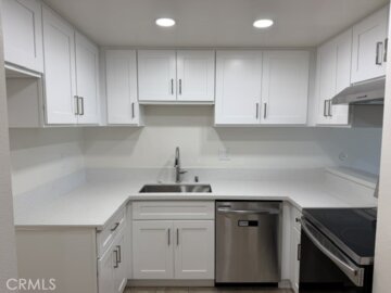 3054 Associated #26 Photo