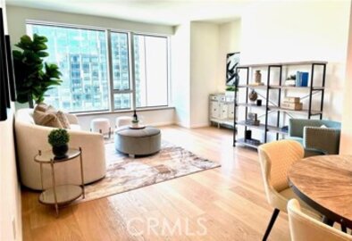 Gorgeous Newly Listed Metropolis Condominium Located at 889 Francisco Street #1811