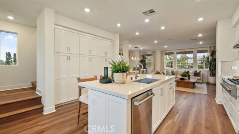 1803 Lychee Street Photo