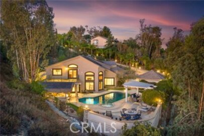 Splendid Newly Listed Meadowview Single Family Residence Located at 31345 Avenida Del Reposo