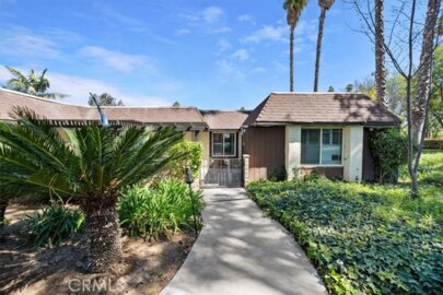 2764 Tropicana Photo