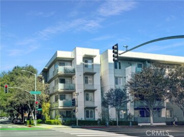 160 S Hudson #105 Photo