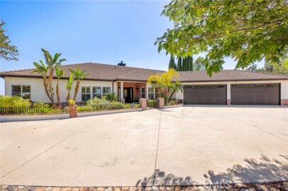 22275 Corte Bonita Photo