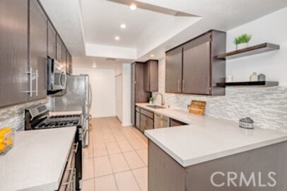 Extraordinary Sherman Village Condominium Located at 13331 Moorpark Street #109 was Just Sold