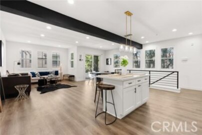 Magnificent City Place Townhouse Located at 640 E Jeanette Lane was Just Sold