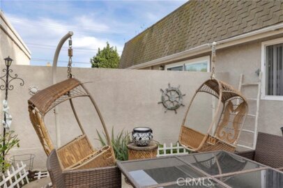 2142 W Liverpool Photo