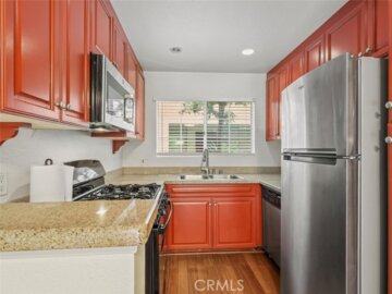 5540 S Owensmouth Avenue #107 Photo