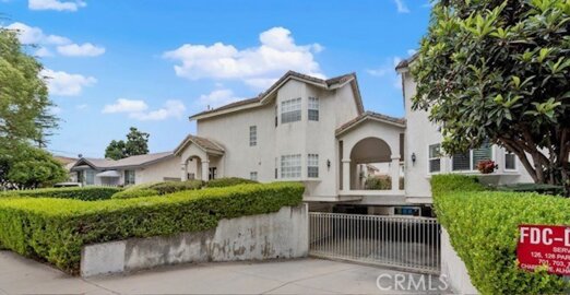 707 S Chapel Avenue Photo