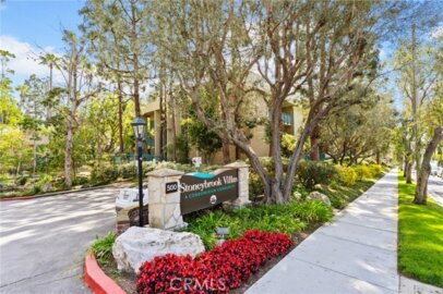 424 N Bellflower Boulevard #304 Photo