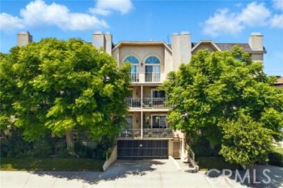 This Splendid Villas at Moorpark Condominium, Located at 11445 Moorpark Street #12, is Back on the Market