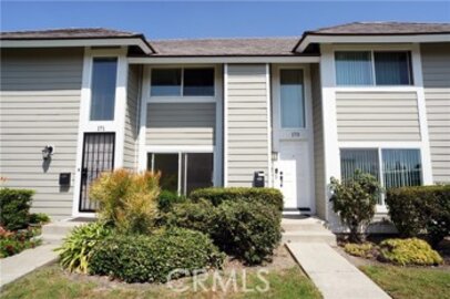 Lovely Walnut Square Townhouse Located at 173 Oval Road #2 was Just Sold