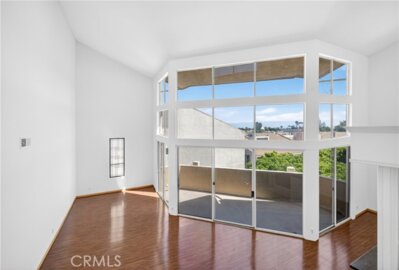 5216 Yarmouth Avenue #305 Photo