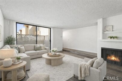 22038 Vanowen Street #215 Photo