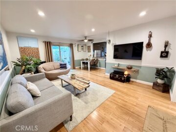 22030 Calvert #2 Photo