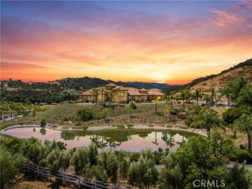 37565 Calle De Companero Photo