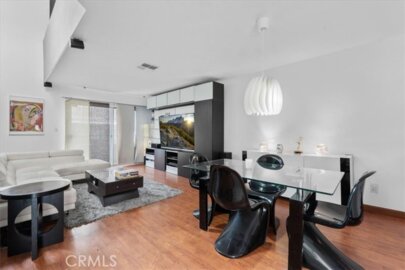 6036 Hazelhurst #C Photo