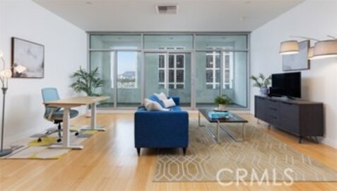 Amazing Newly Listed The Mercury Condominium Located at 3810 Wilshire Boulevard #802