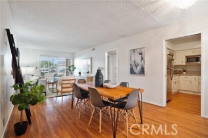 This Splendid The Park Central Condominium, Located at 215 N Kenwood Street #106, is Back on the Market