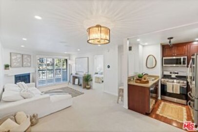 Stunning Newly Listed The Met Condominium Located at 5545 Canoga Avenue #206