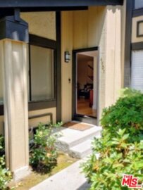 4907 Saint Louis Court Photo