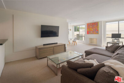 927 N Kings Road #303 Photo