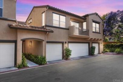 Extraordinary Brisbane Townhouse Located at 645 Sumner Way #3 was Just Sold