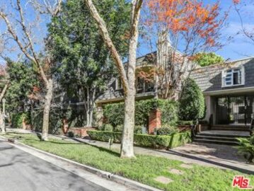 Phenomenal Newly Listed Wilshire Country Manor Townhouse Located at 624 Wilcox Avenue #624 1/2