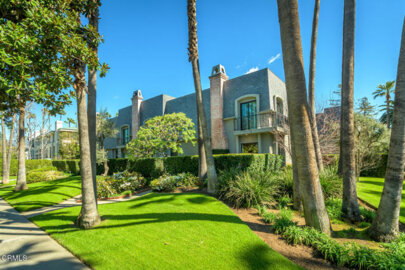 338 S Orange Grove Boulevard Photo