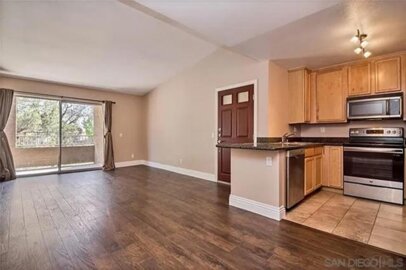 2275 Del Mar Way #306 Photo