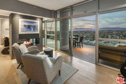 Terrific Newly Listed Azzurra Condominium Located at 13700 Marina Pointe Drive #1620