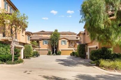 Amazing Mandolin II Townhouse Located at 8528 Old Stonefield Chase was Just Sold