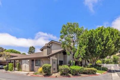Impressive La Jolla Park Villas Condominium Located at 8350 Via Sonoma #A was Just Sold
