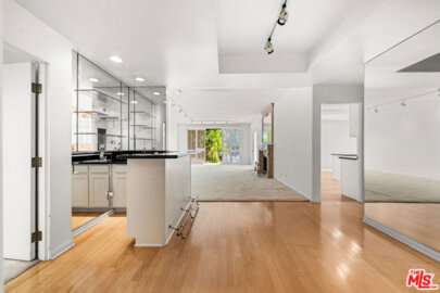 4454 Ventura Canyon Avenue #103 Photo