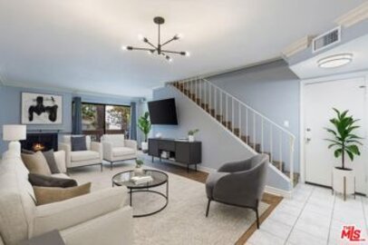 Amazing Newly Listed Oak Pointe Condominium Located at 15215 Magnolia Boulevard #131