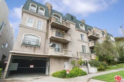 Lovely Knowlton Manor Condominium Located at 6909 Knowlton Place #105 was Just Sold
