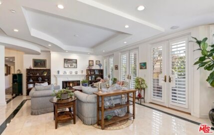 121 N Almont Drive #205 Photo