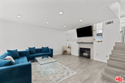 Delightful Woodman Park Condominium Located at 14500 Van Nuys Boulevard #46 was Just Sold