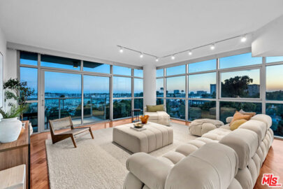 13700 Marina Pointe Drive #605 Photo
